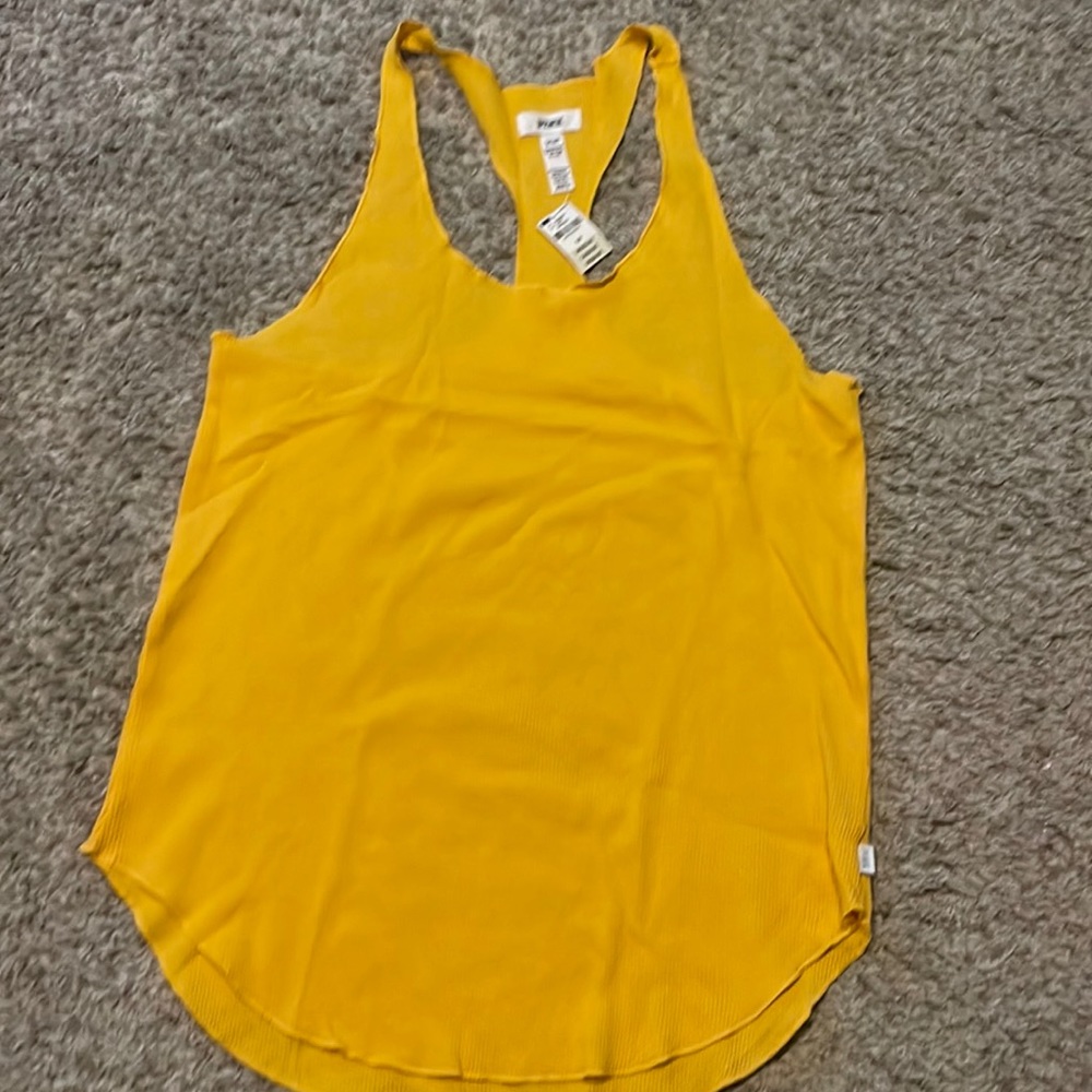 BRAND NEW PINK TANK 🌞